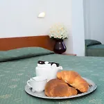 Marchese Hotel 2*